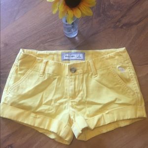 Abercrombie & Fitch Shorts 🌻